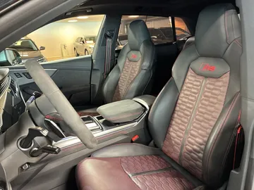 Car image 33
