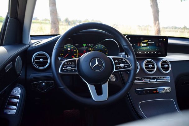 Mercedes-Benz GLC 300 de 4Matic 225 kW image number 4