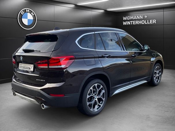 BMW X1 xDrive20d xLine 140 kW image number 2