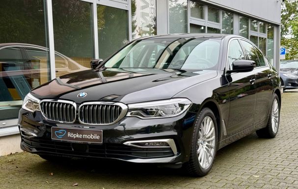 BMW 520d Luxury Line 140 kW image number 1