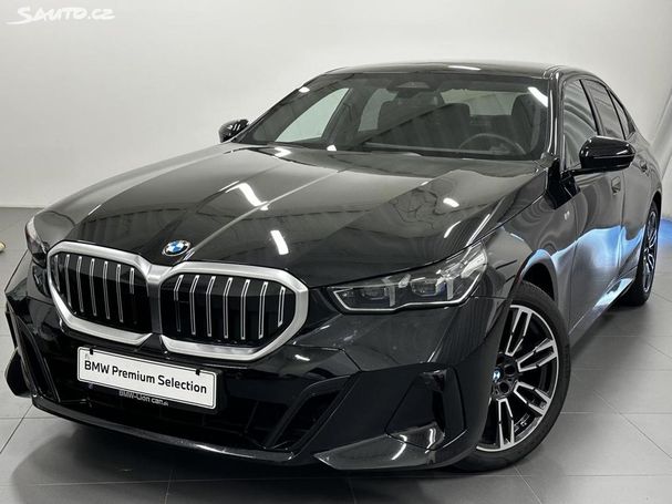 BMW 520d xDrive 145 kW image number 1