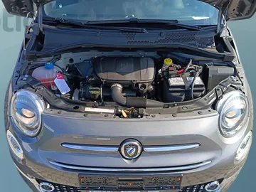 Car image 18