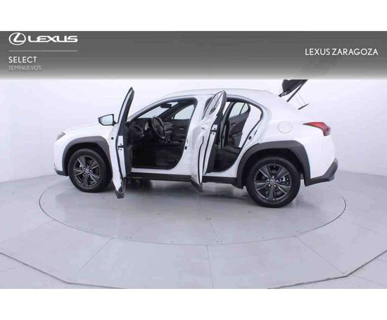 Lexus UX 250h 135 kW image number 27