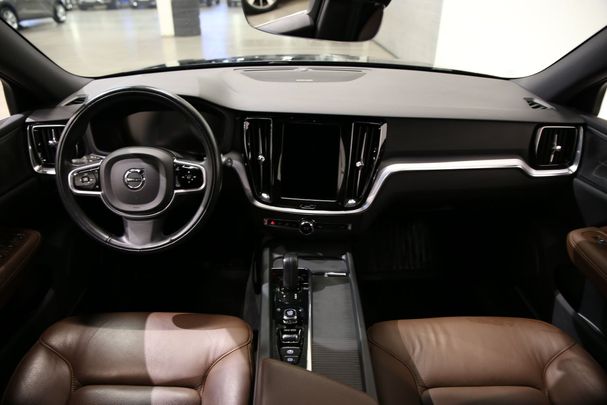 Volvo V60 B4 Momentum 145 kW image number 10