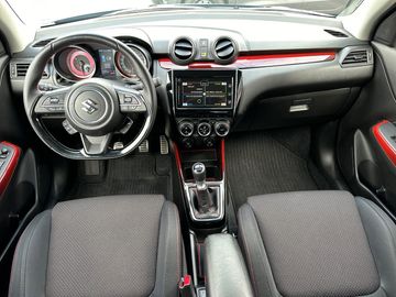 Car image 11