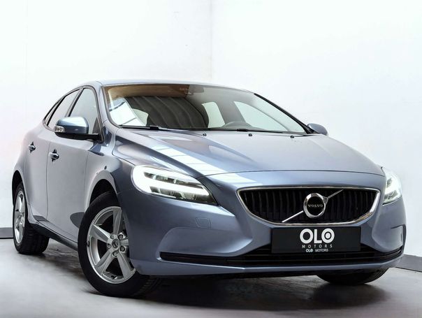 Volvo V40 D2 88 kW image number 1