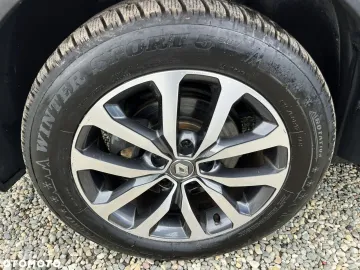 Car image 37
