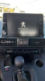 Car image 31