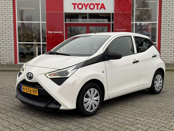 Toyota Aygo X 53 kW image number 1