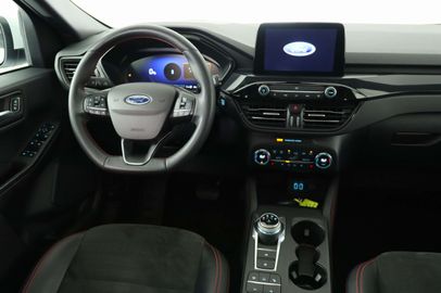 Car image 32