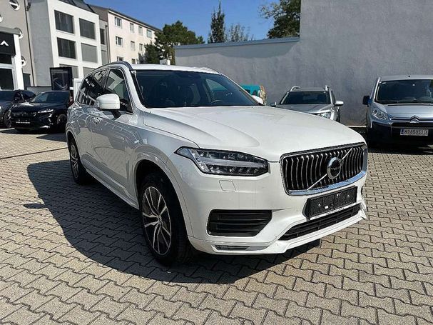 Volvo XC90 B5 AWD Momentum 173 kW image number 9