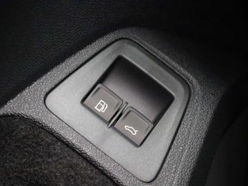 Car image 41