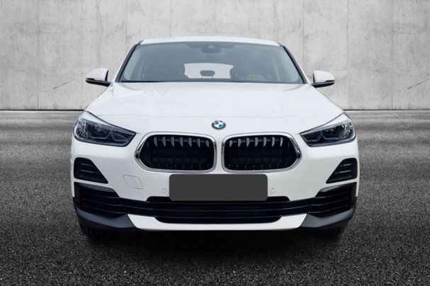 BMW X2 sDrive18i Advantage 103 kW image number 2