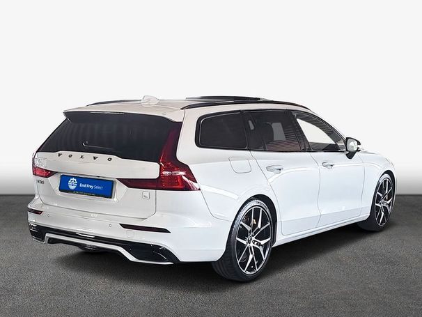 Volvo V60 T8 Polestar Engineered AWD Recharge 335 kW image number 3