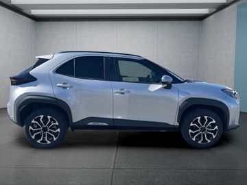 Car image 4