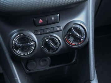 Car image 31