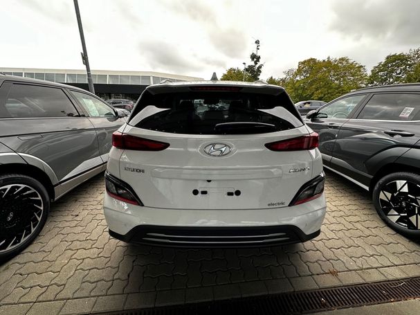 Hyundai Kona EV Trend 150 kW image number 4