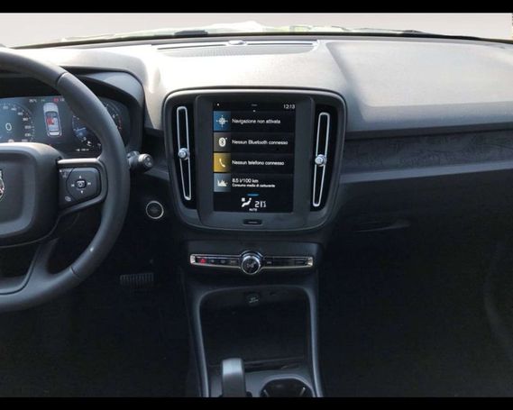 Volvo XC40 155 kW image number 11