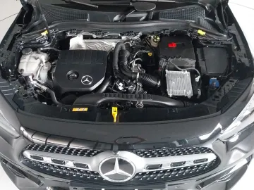 Car image 35