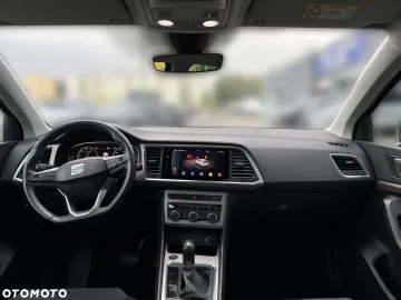 Car image 36