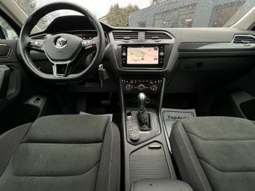 Car image 36