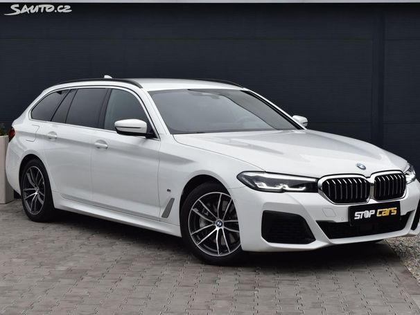 BMW 540i Touring xDrive 245 kW image number 2