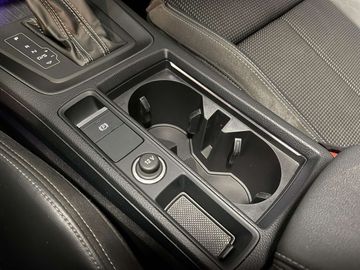 Car image 36