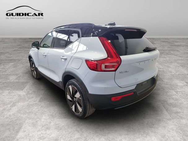 Volvo XC40 Single Motor Extended Range Core 185 kW image number 4