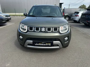 Car image 4