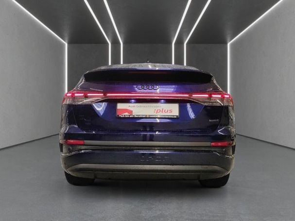 Audi Q4 45 e-tron S-line Sportback 195 kW image number 3