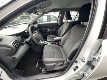 Car image 7