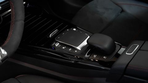 Car image 27