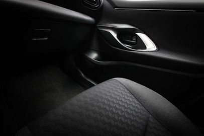 Car image 31