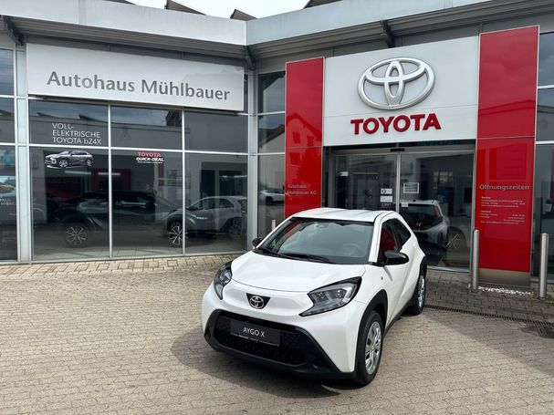 Toyota Aygo X 53 kW image number 2