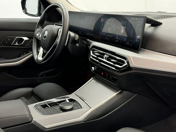 BMW 318i 115 kW image number 21