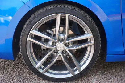 Car image 39