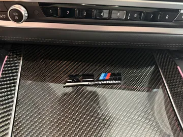 Car image 36
