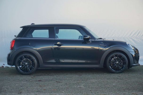 Mini Cooper Essential Premium 100 kW image number 3