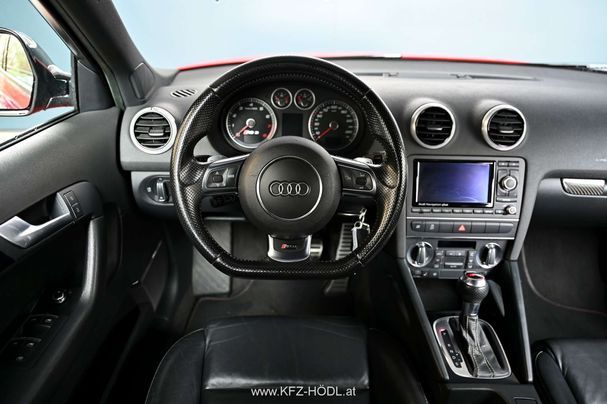 Audi RS3 2.5 TFSI quattro Sportback 250 kW image number 11