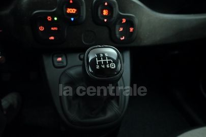 Car image 31