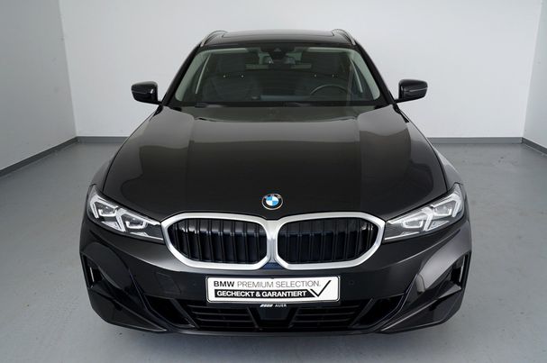 BMW 320d Touring xDrive 140 kW image number 3