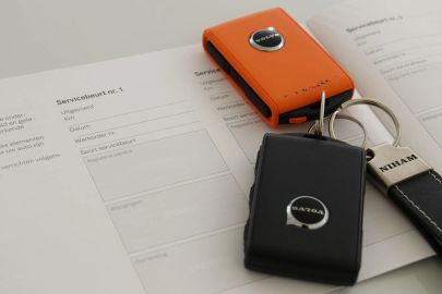 Car image 30