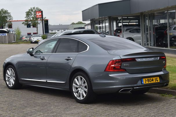 Volvo S90 T4 140 kW image number 10