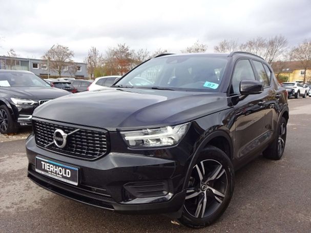 Volvo XC40 T4 140 kW image number 1