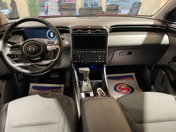 Car image 13