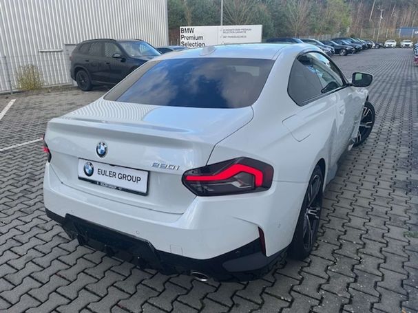 BMW 220i Coupe M Sport 135 kW image number 3