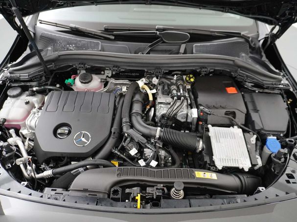 Mercedes-Benz B 250 e AMG Line 160 kW image number 19