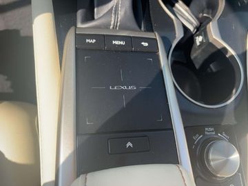 Car image 36