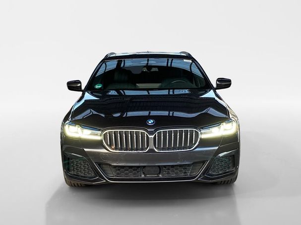 BMW 530 Touring xDrive 215 kW image number 2