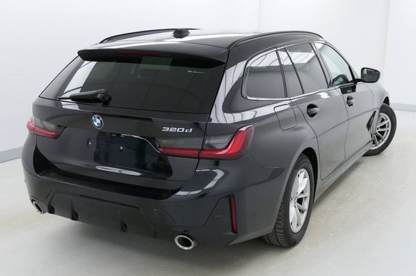 BMW 320d Touring 140 kW image number 4